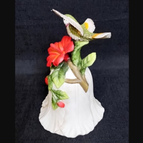 Vintage Porcelain Ruby Throated Humming Bird Bell Figurine Red Hibiscus Flower - Picture 2 of 7